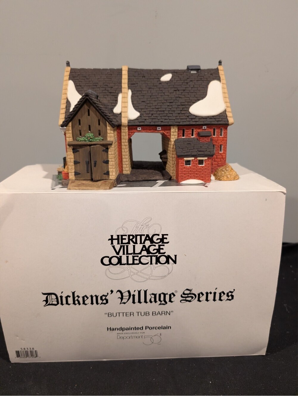 Dept 56 Dickens Village Butter Tub Barn 58338 1996 Box Light Retired